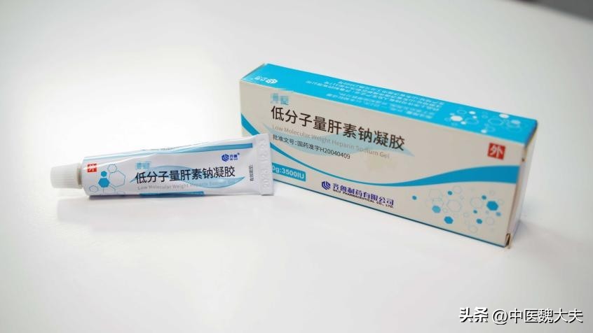 脸上有很深痘印怎么化妆能遮住,长痘不敢用化妆品怎么办