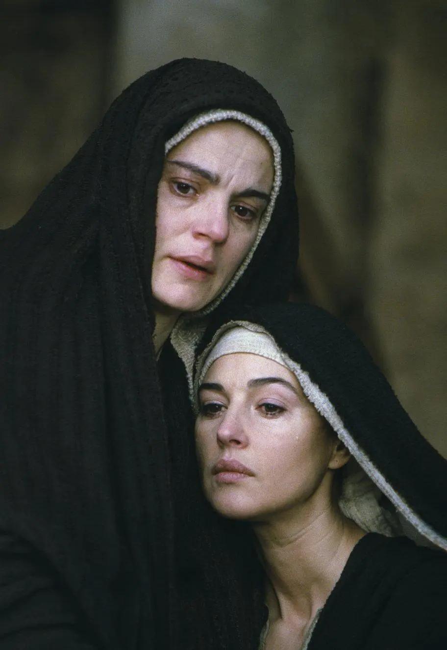 莫妮卡·贝鲁奇：意大利的国宝级女神