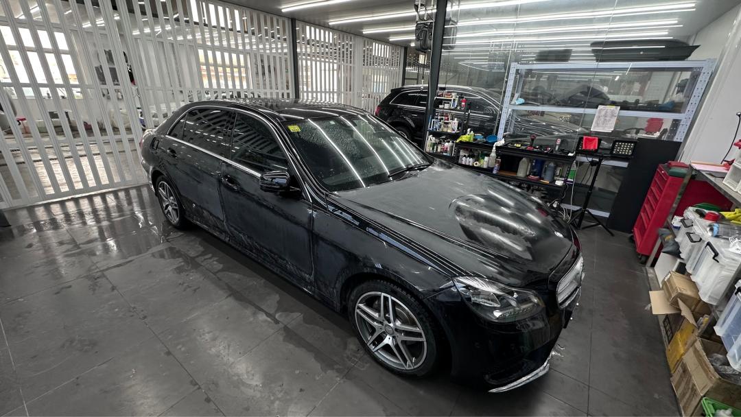 奔驰w212翻新改造全过程,奔驰w212老车翻新