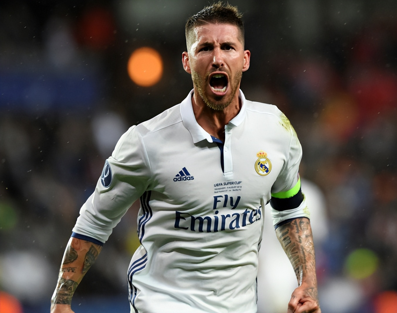 黄潜战胜巴萨,黄潜vs拜仁任意球