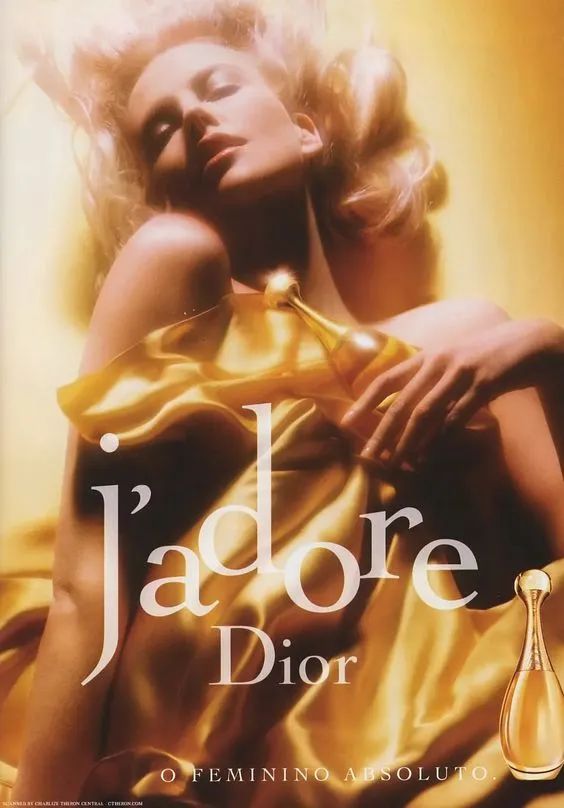 出道失败只因“不是男的”？她的同款“大师香薰”如今却全网疯抢