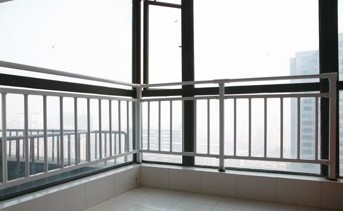 阳台顶部漏水怎么修复,阳台110排水管漏水修复