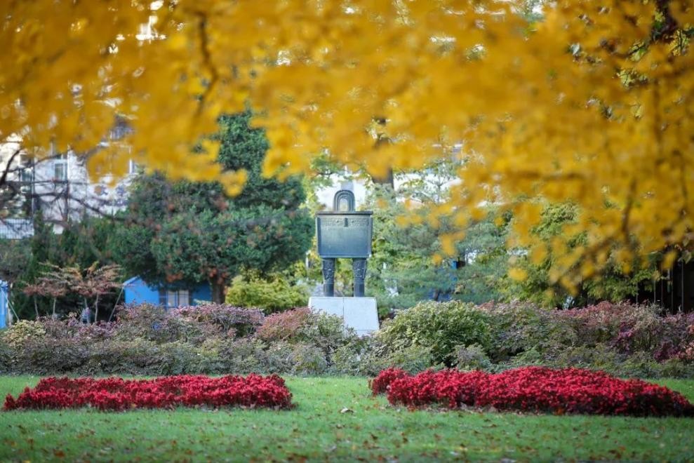 北京科技大学：风雨不改凌云之志，十年饮冰为国铸剑！