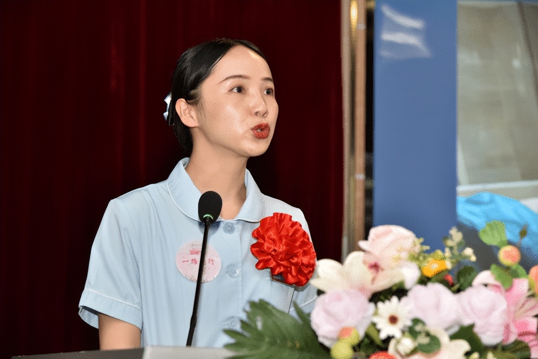 庆祝512国际护士节暨表彰大会,医院召开512护士节表彰大会