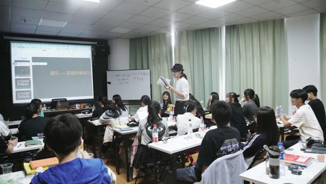 如何考上中国传媒大学编导专业,中国传媒大学编导怎么考