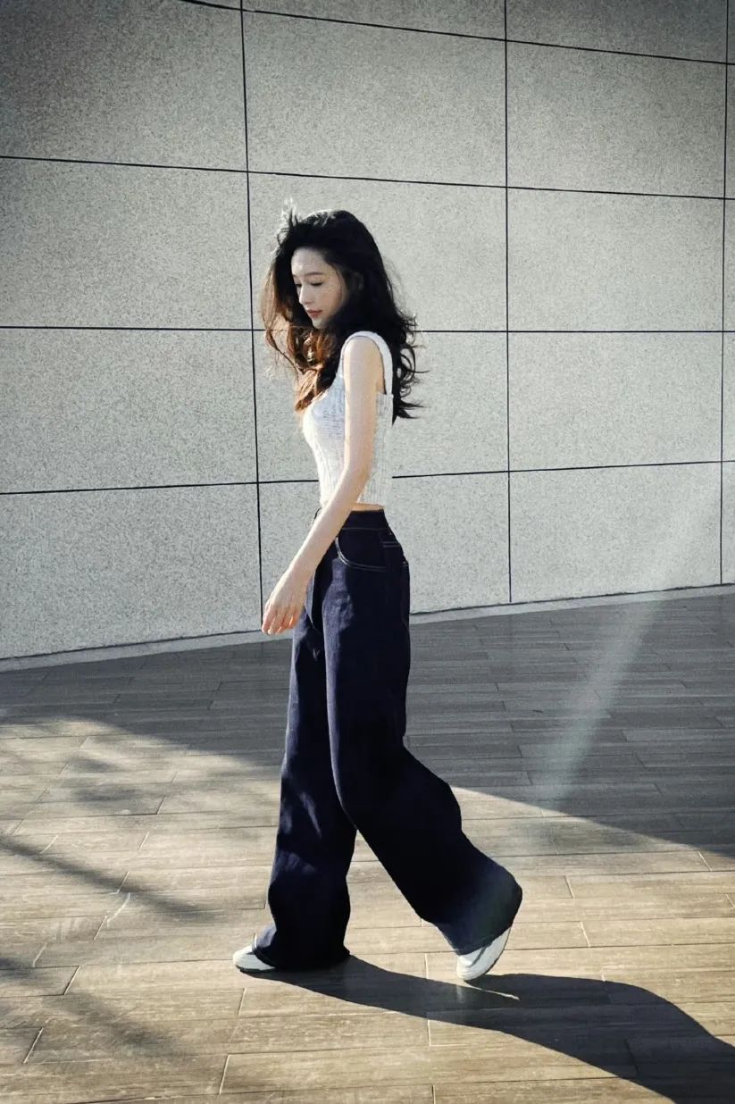 2023年四月旅游穿搭,四月穿衣笔记浪漫春日的十套穿搭