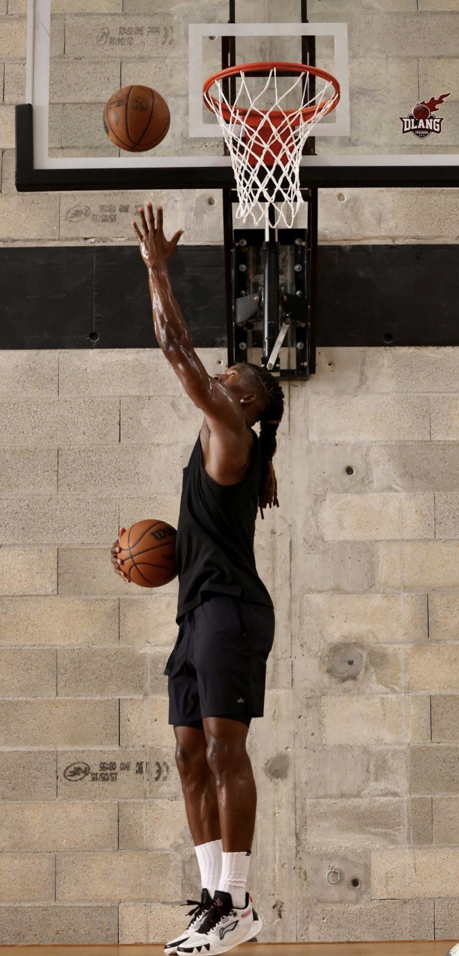 李宁幻影四哪个配色更值得入手,李宁韦德系列封锁