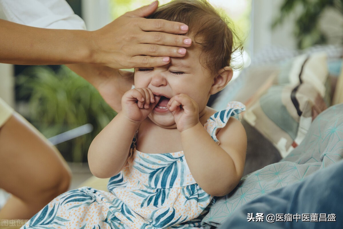 小儿发烧有什么最快的方法治疗,宝宝发烧的几种类型怎么治疗
