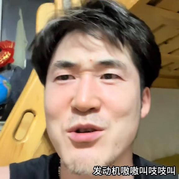 13款大众桑塔纳发动机异响,16款桑塔纳发动机有哒哒音正常吗