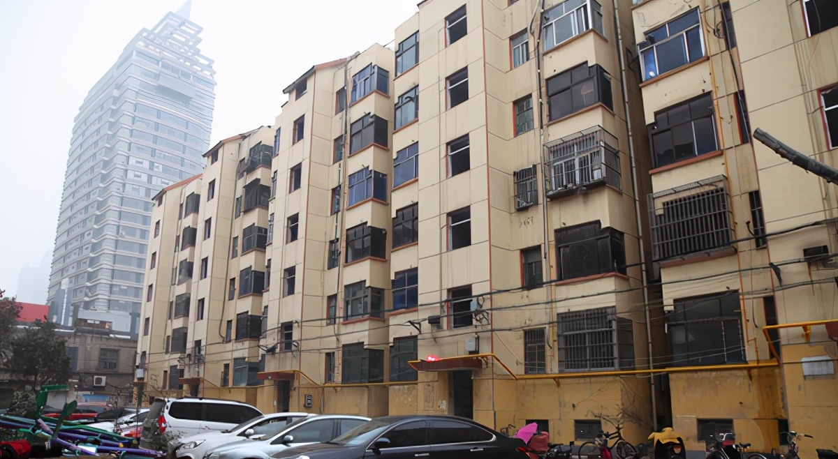 产权已过40年房子要赶快出手吗,产权超过20年