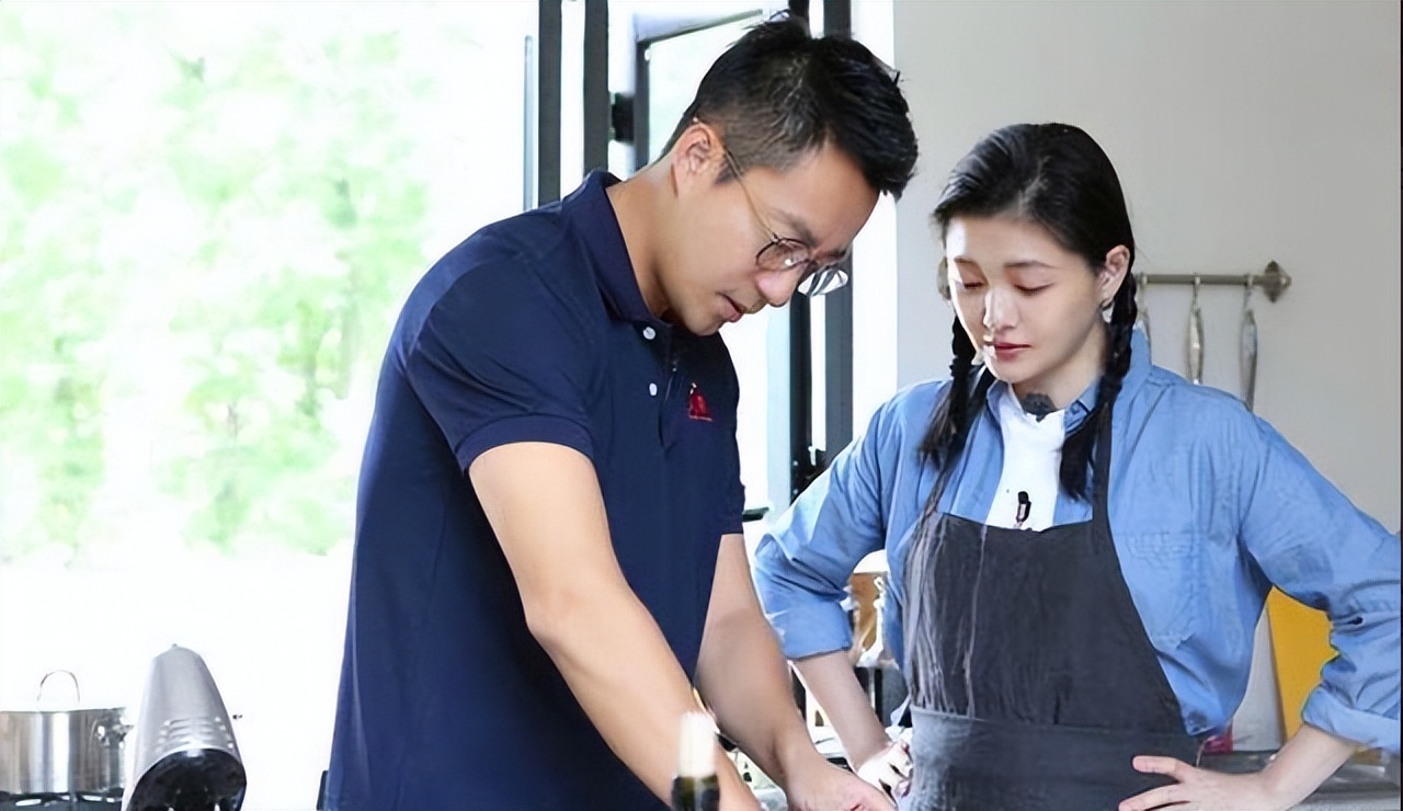 鐜颁换鑰佸叕琚墠浠婚獋,鐜颁换涓堝か琚墠澶獋