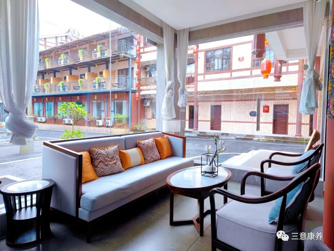 贵州凯里苗寨包吃包住农家乐,贵州黔东南民宿50元一天包吃住