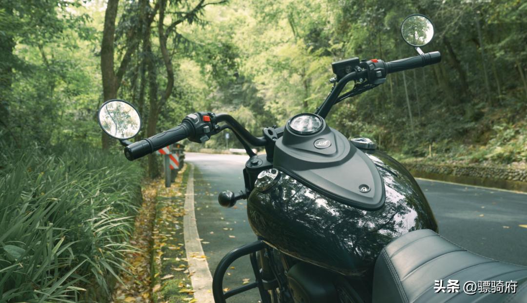 威风250巡航车,威风250美式巡航摩托车