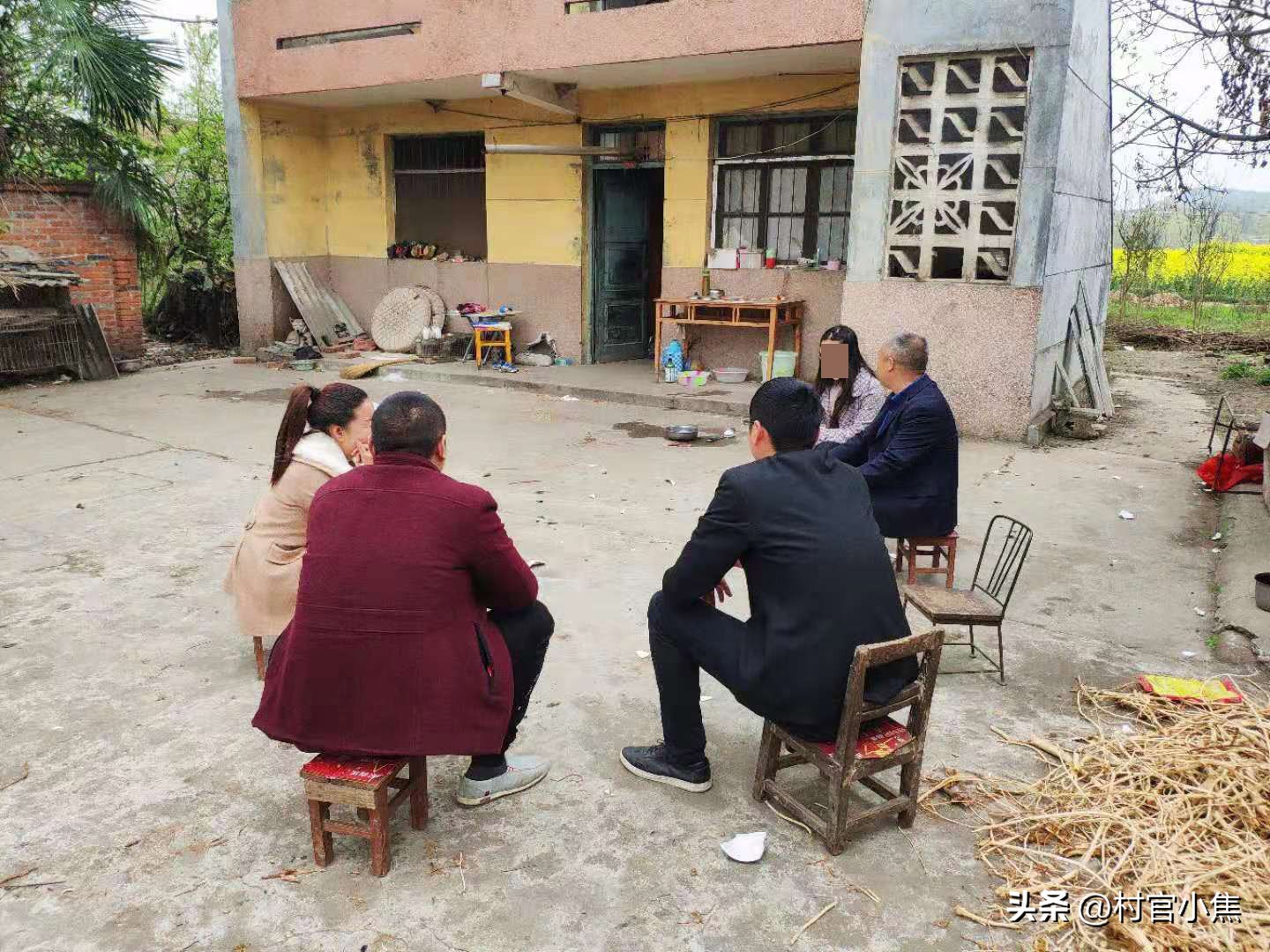 农村村干部的工资到底有多少,在农村村干部靠什么收入