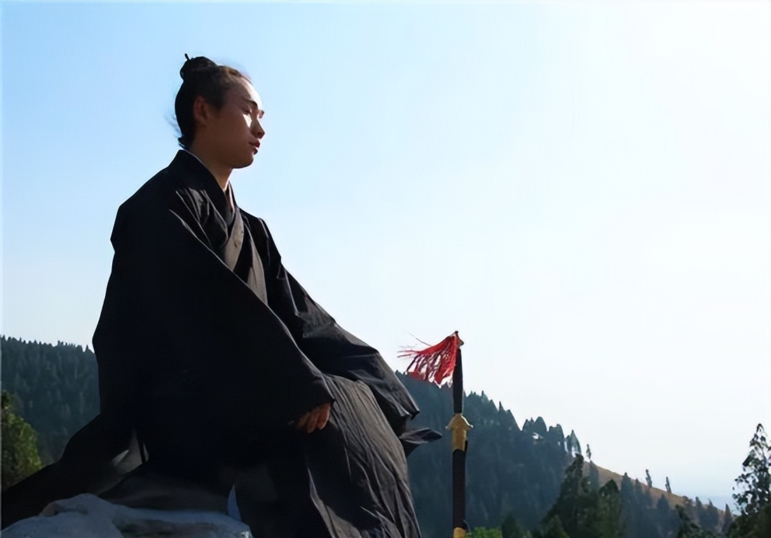 打坐强身，入定则始，职场的你有空“修炼”