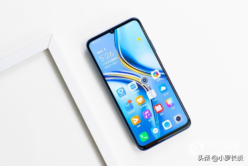 荣耀8.12新品发布会,荣耀8寸巨屏新机3000