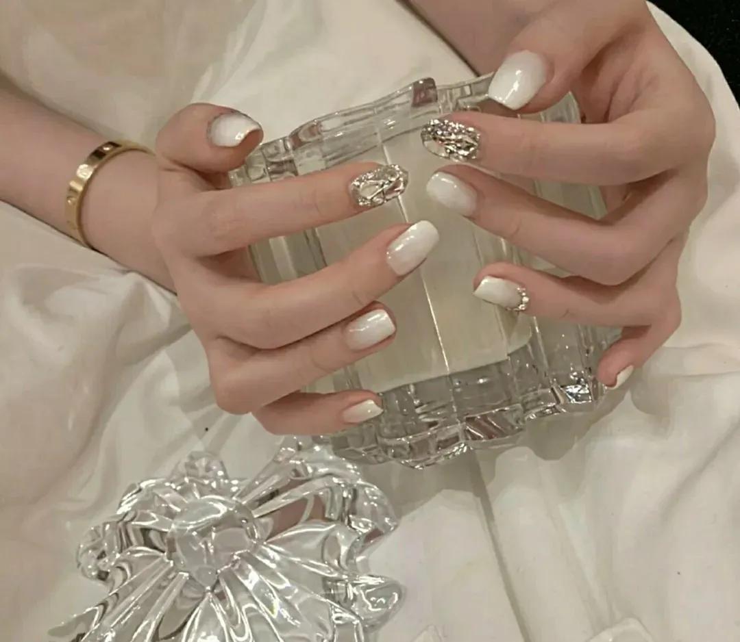 美甲教程和美甲技巧,做美甲用的美甲套装