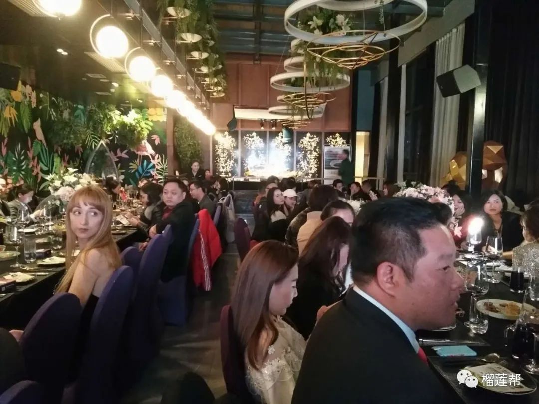 开一个38元榴莲店怎么样,开一家关于榴莲的店