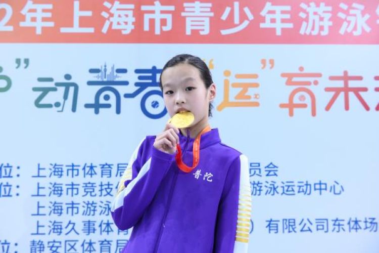 一键解锁标准泳姿,上海市普陀区青少年游泳学校招生啦!