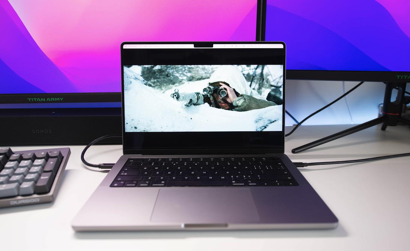 实测!告诉你,选27寸还是40寸超大尺寸显示器?144Hz/1ms/4k