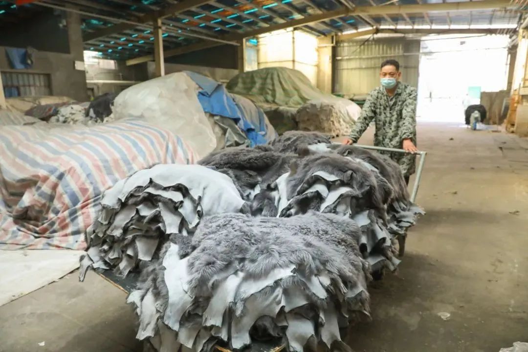 在美国买ugg怎么这么便宜,中国买的ugg都是哪里的产地