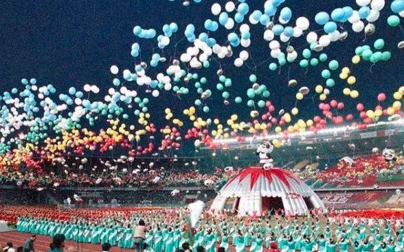 冰墩墩到底是怎么诞生的,冰墩墩在全世界到底有多火