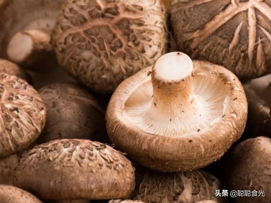 买香菇要注意哪些问题,买干香菇如何挑选