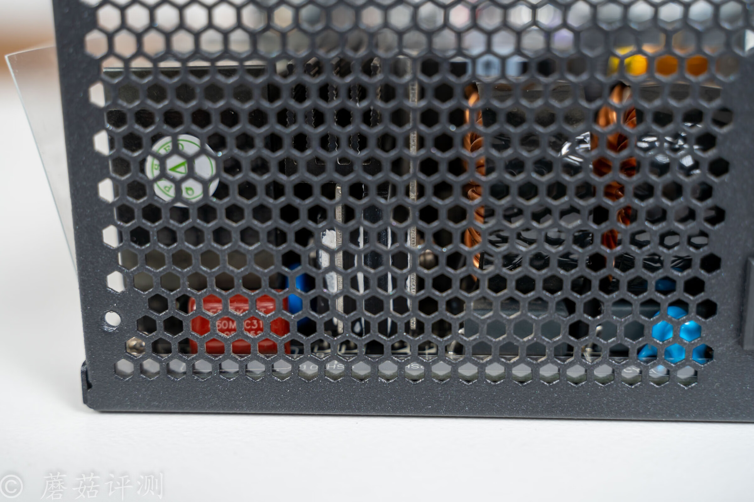 艾湃电竞750w全模组电源安装视频,美商艾湃电竞电源拆解