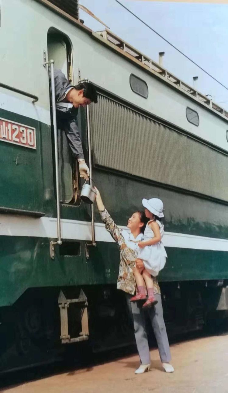 铁路老式饭盒,铁路局老式铝饭盒