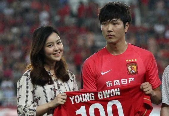 涓秴鍗佸ぇ澶栨彺,涓秴鍗佸ぇ澶栨彺涓婃腐鐞冨憳