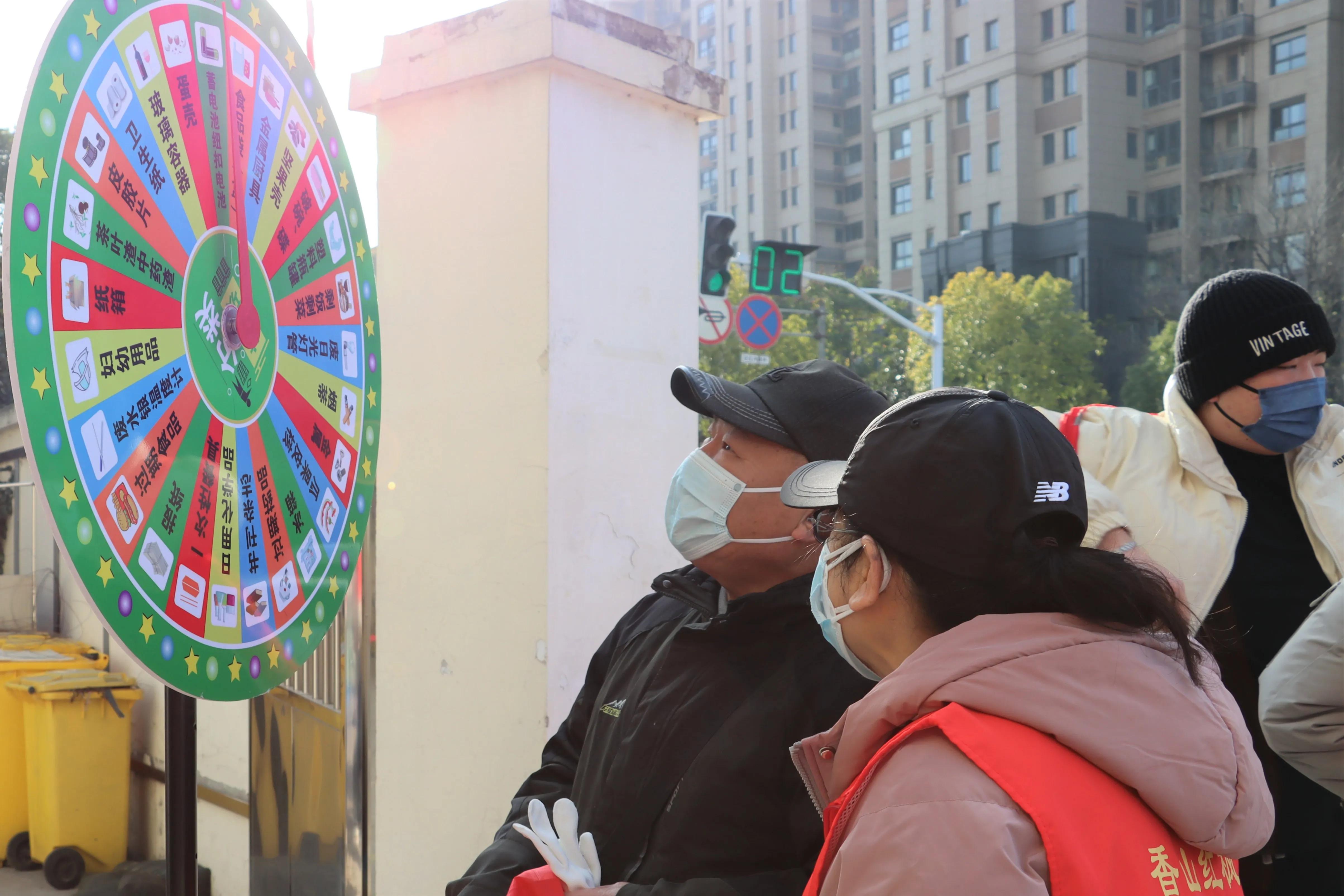 为老人送温暖志愿服务,为社区老人服务献一份爱心