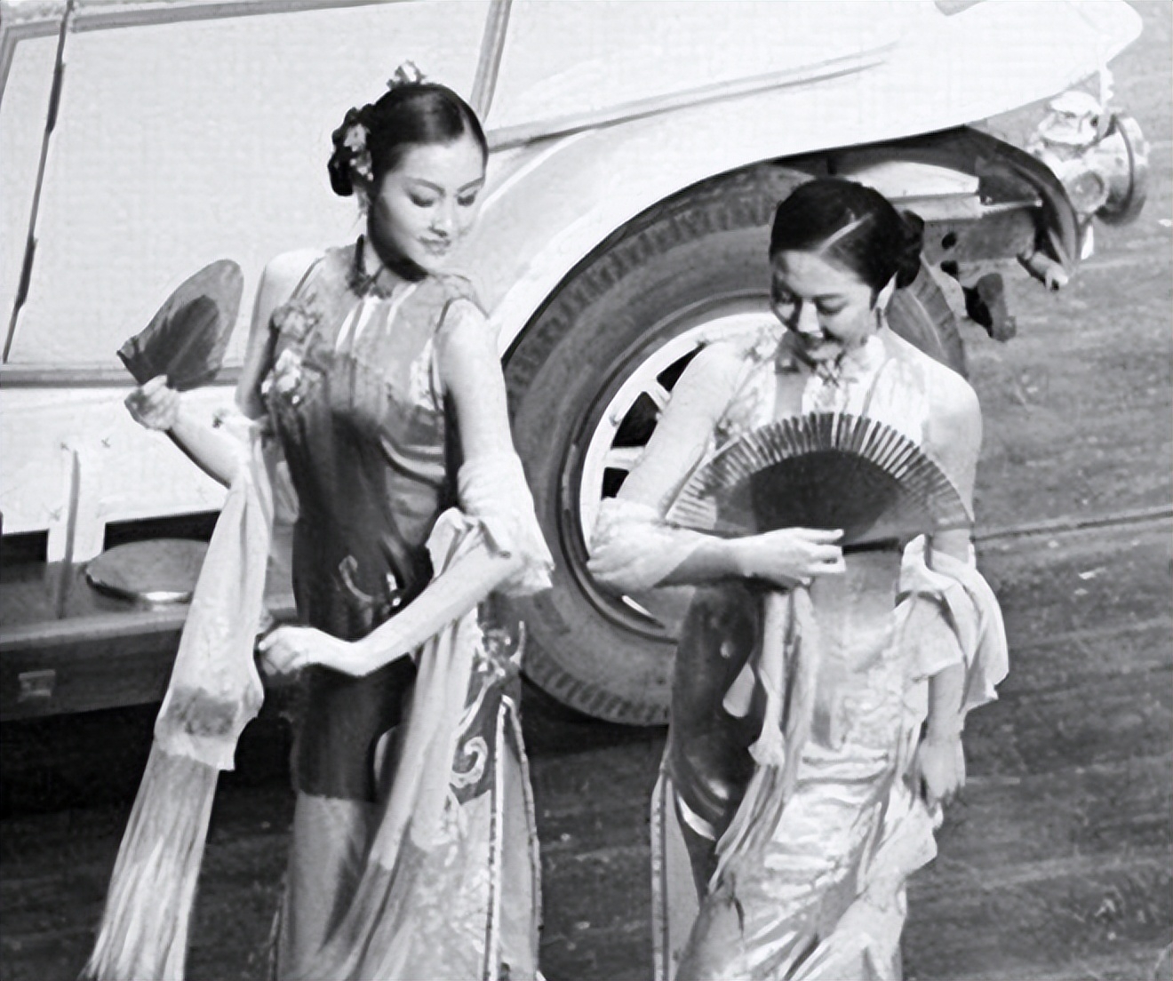 揭秘：上海名妓生前荒淫放纵，死后竟无人收尸！你知道她的故事吗