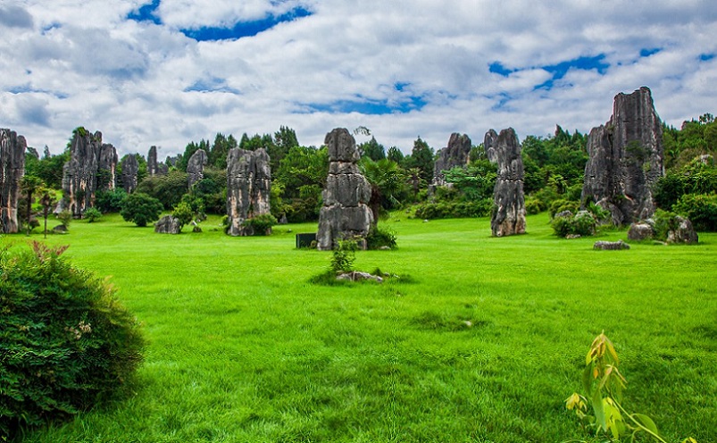 云南建水旅游十大必去景点,云南丽江十大旅游景点
