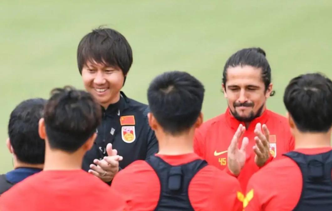 李铁后院起火，老乡曾举报其打5场假球，导致大连冲超推迟两年