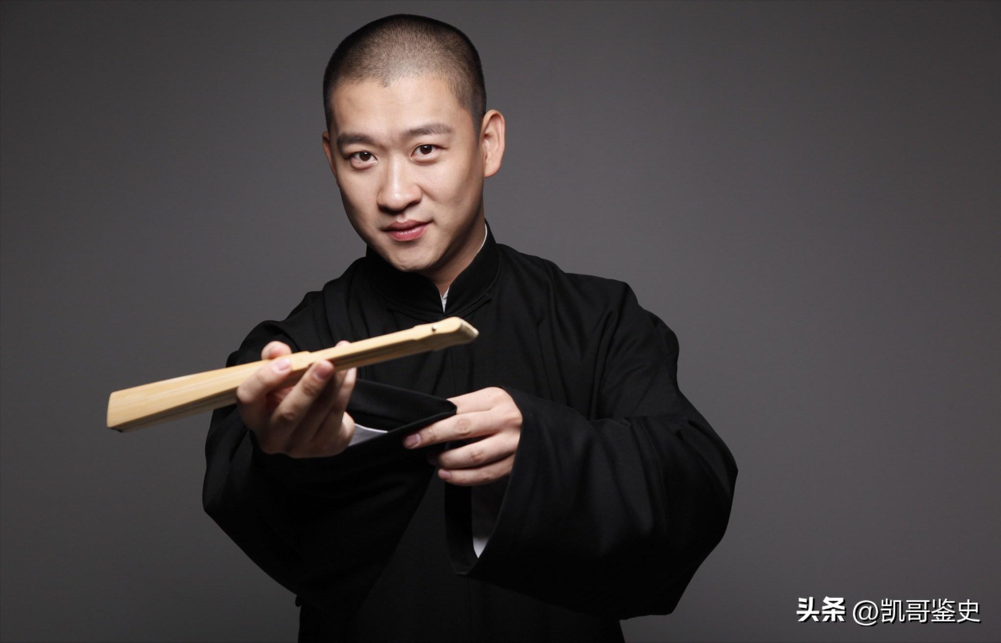 12年过去了离开郭德纲的曹云金,曹云金在德云社很狂傲吗