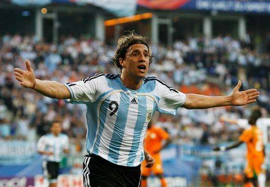 10年阿根廷世界杯七大前锋,世界杯阿根廷所有球员的进球瞬间