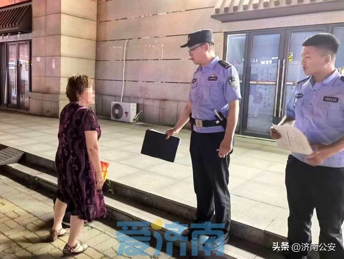 就挺热闹🤣这个派出所长为“投诉人”建了个群…