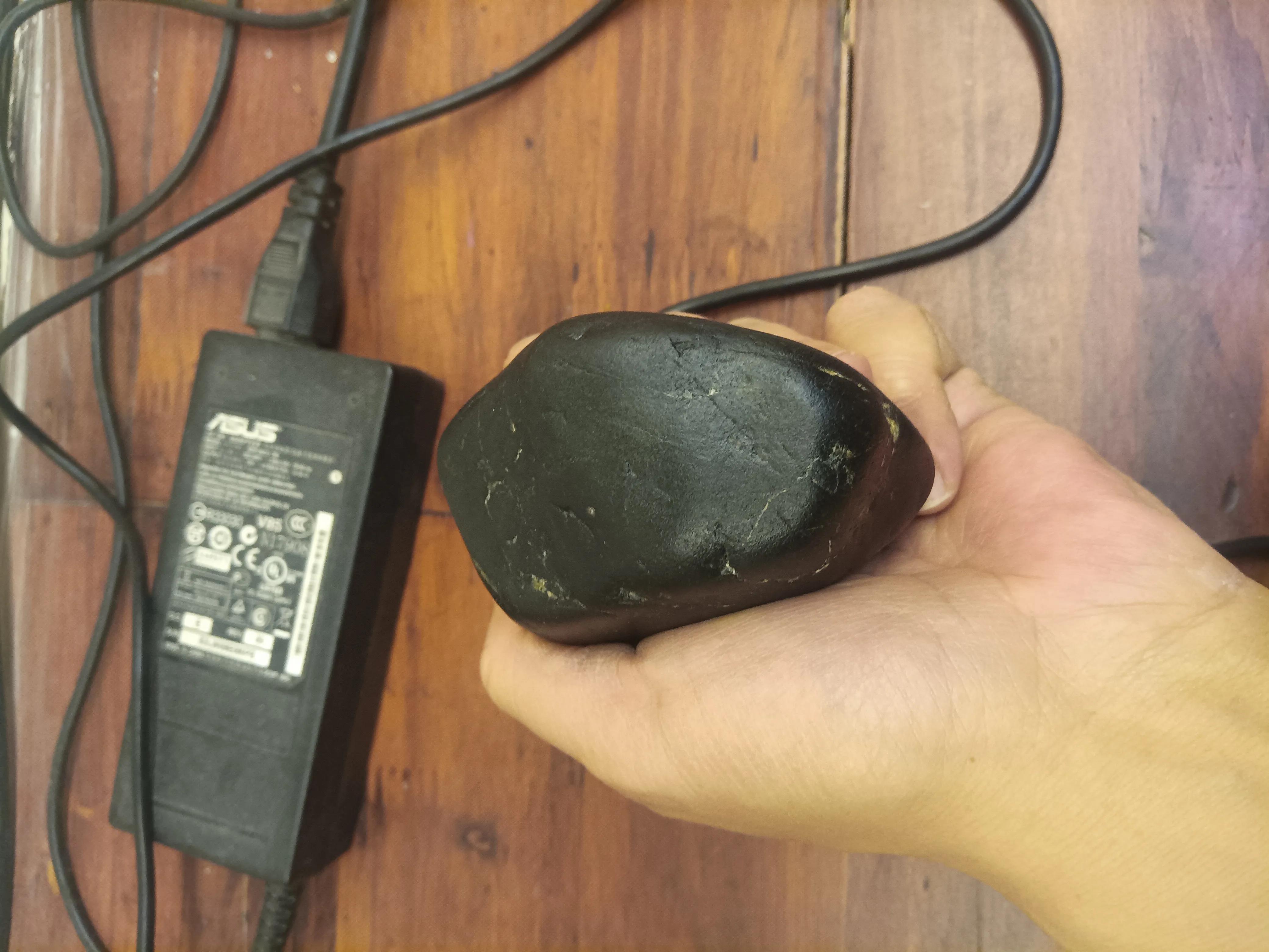 一块和田玉籽料,墨玉县戈壁滩捡玉石