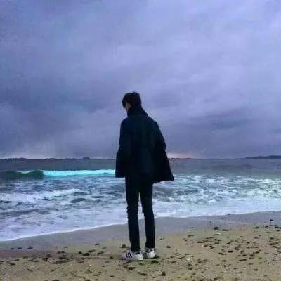 由QQ好友成为了夫妻，网恋奔现，不但没有见光死，而且我们很幸福