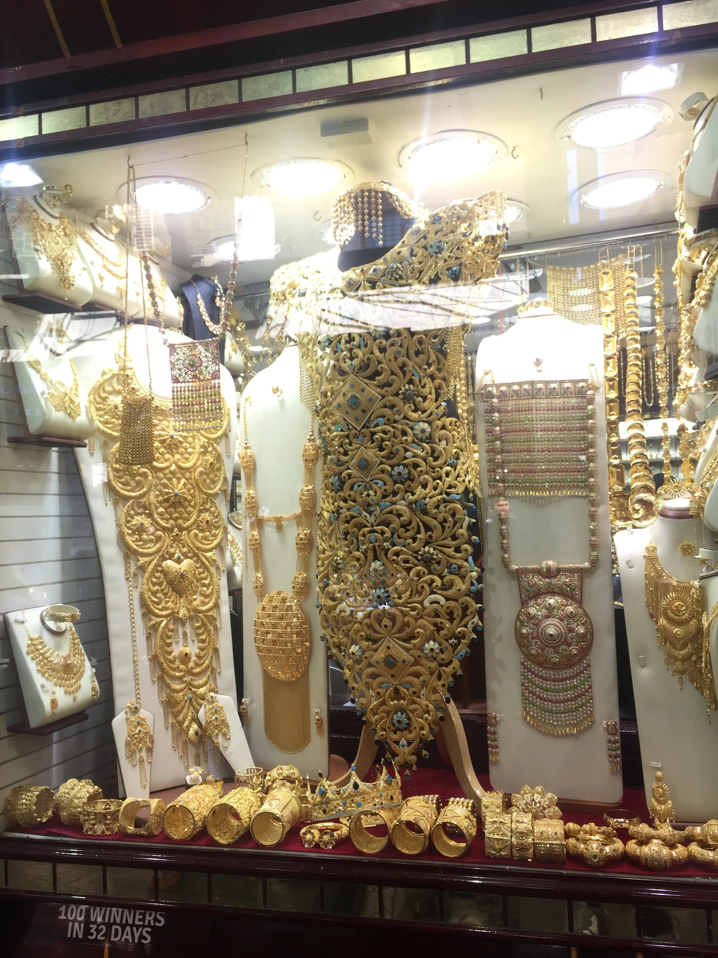 迪拜土豪男士金戒指,探秘最大的黄金市场