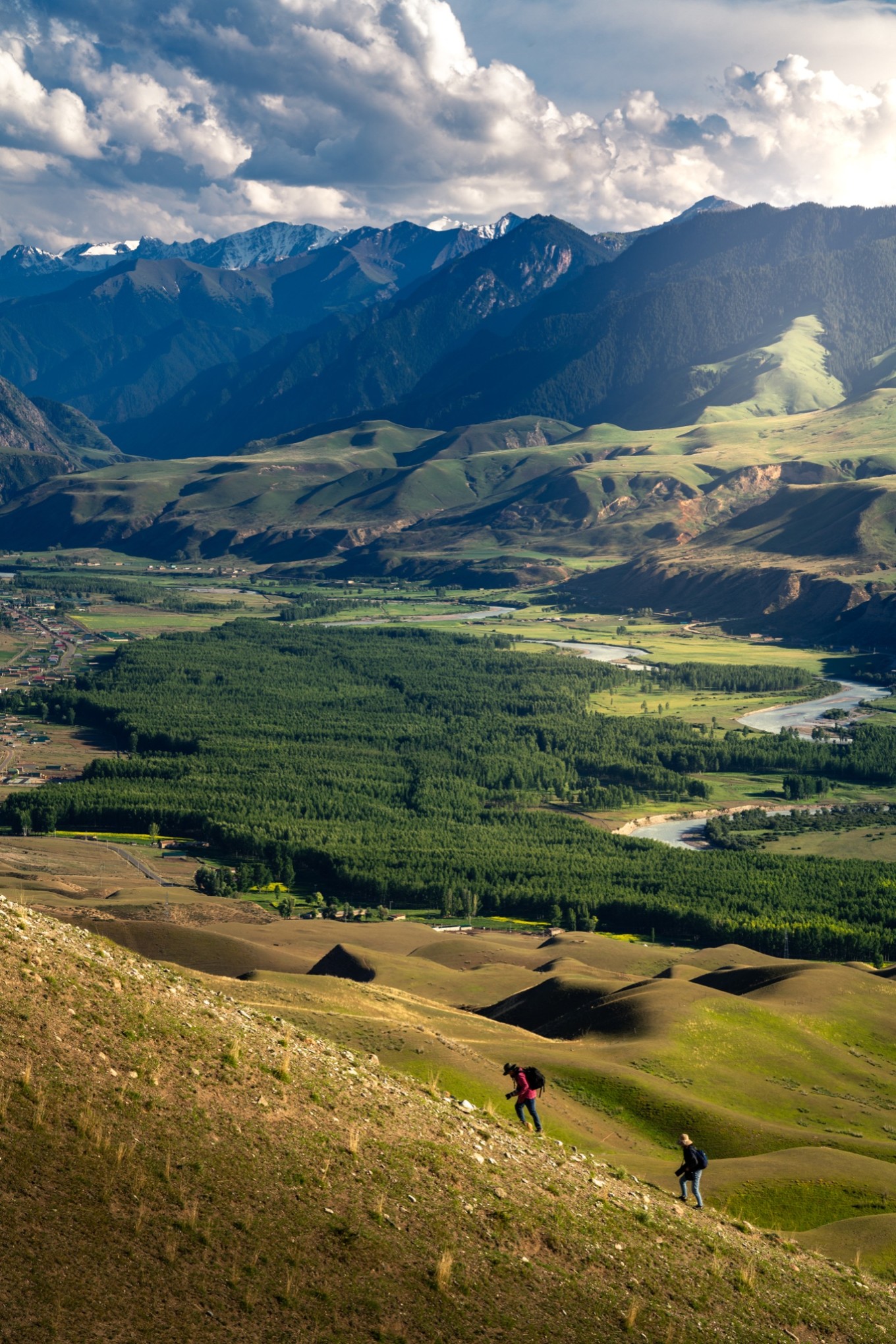 去新疆发现伊犁的美,世界之美尽在伊犁