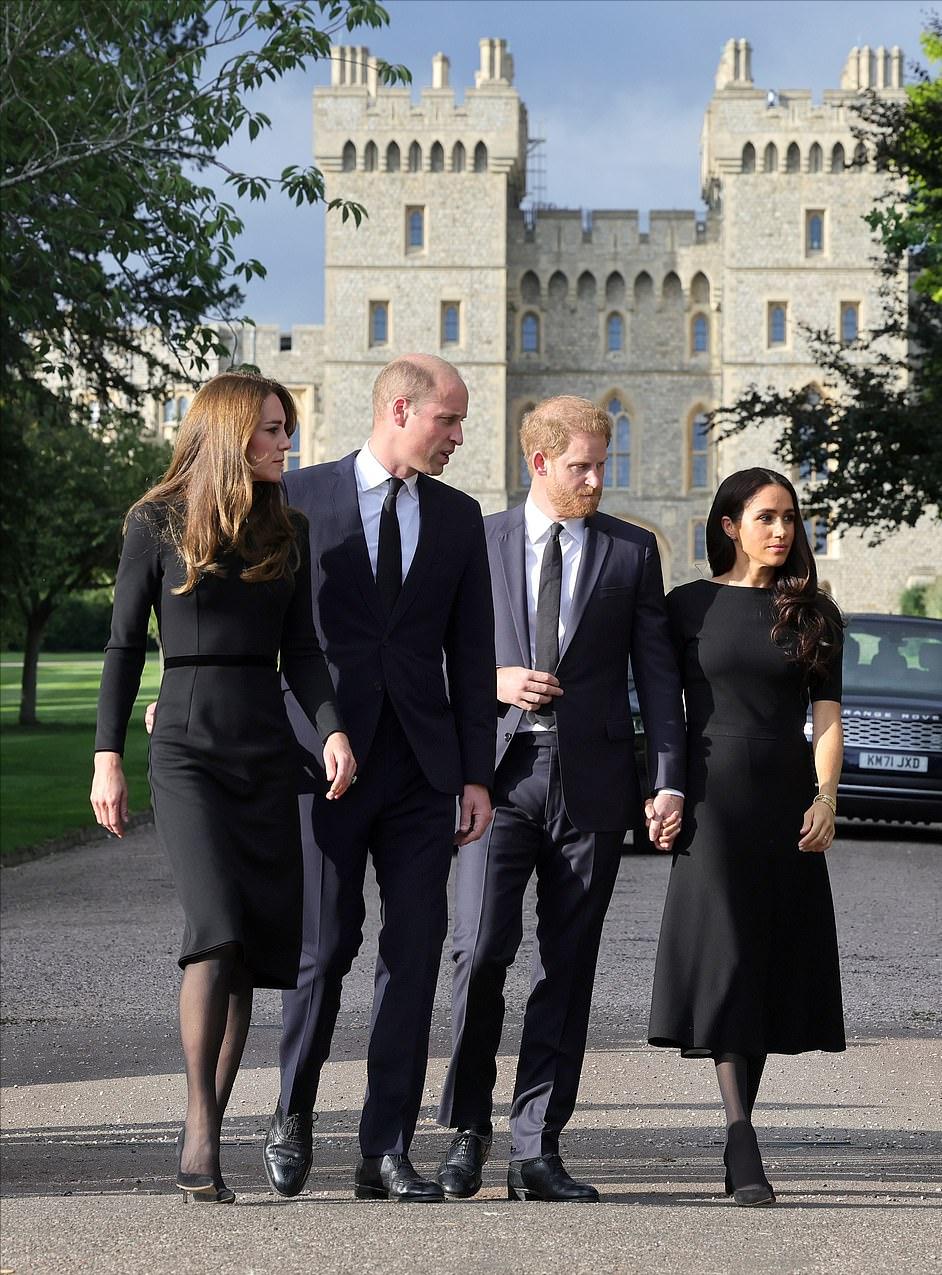 英女王哪一年去世,英女王逝世王室