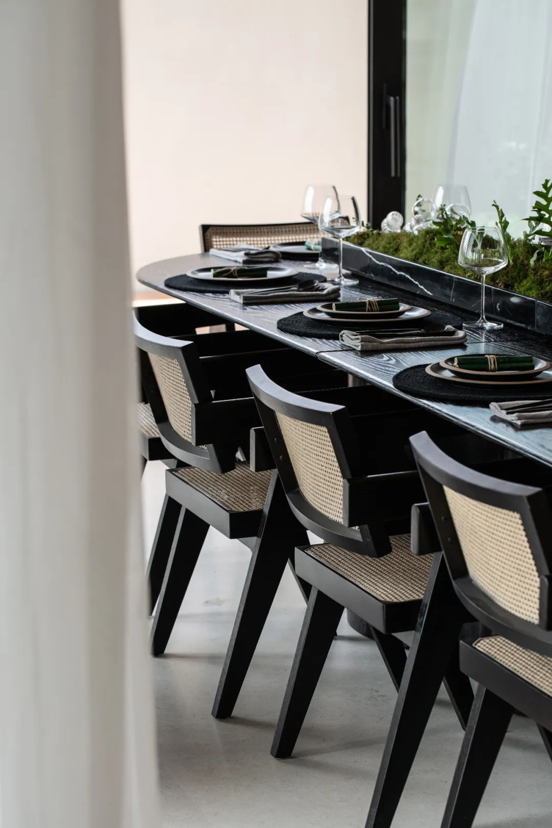 绿城现代别墅设计,安吉绿城桃花源别墅多少钱一平