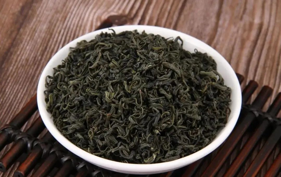 猪肉在冰箱里放久了有异味怎么办,冰箱里冰的东西有异味是什么原因