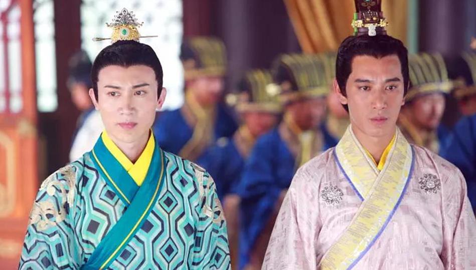 盘点那些长脸的男星,国内被嘲笑鞋拔子脸的男星