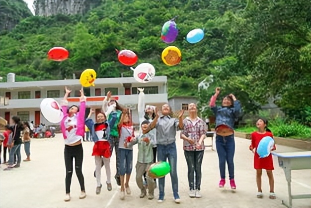 姚明女儿照片最新,姚明女儿现在状况