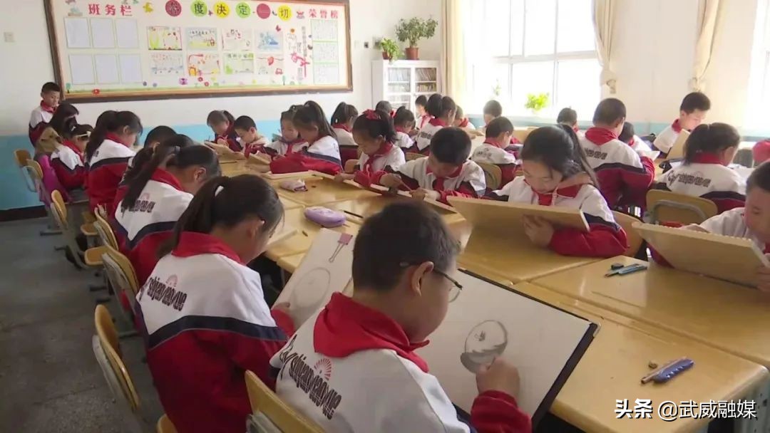 实行双减政策小学要抓质量吗,双减政策下的回民小学