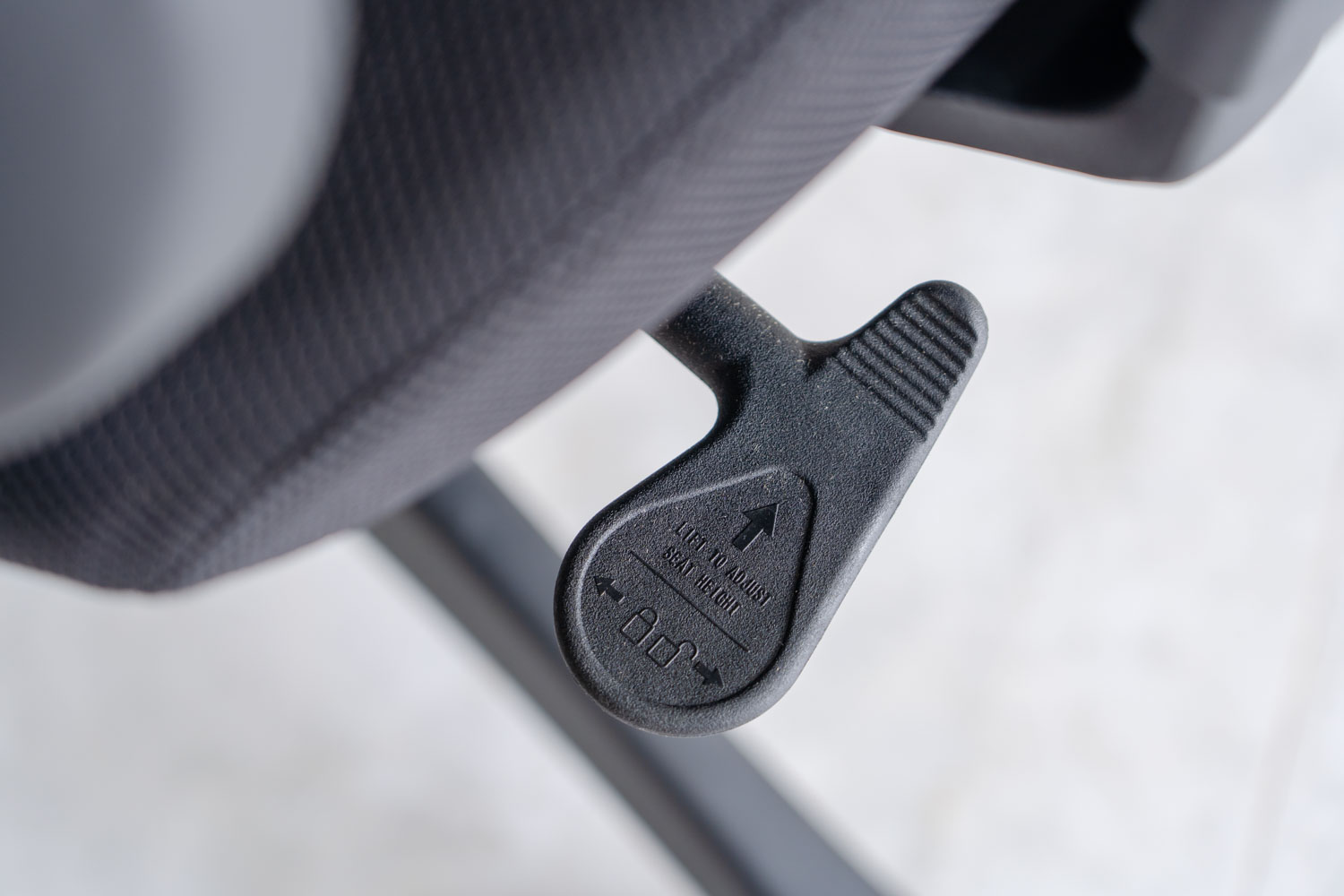 永艺入门级人体工学椅横评,永艺双背联动人体工学椅评测