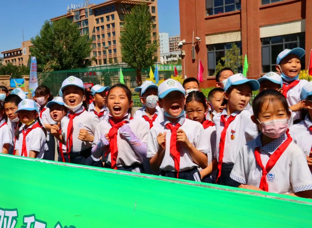 兴庆区校园足球联赛开赛,区长杯校园足球联赛开幕式