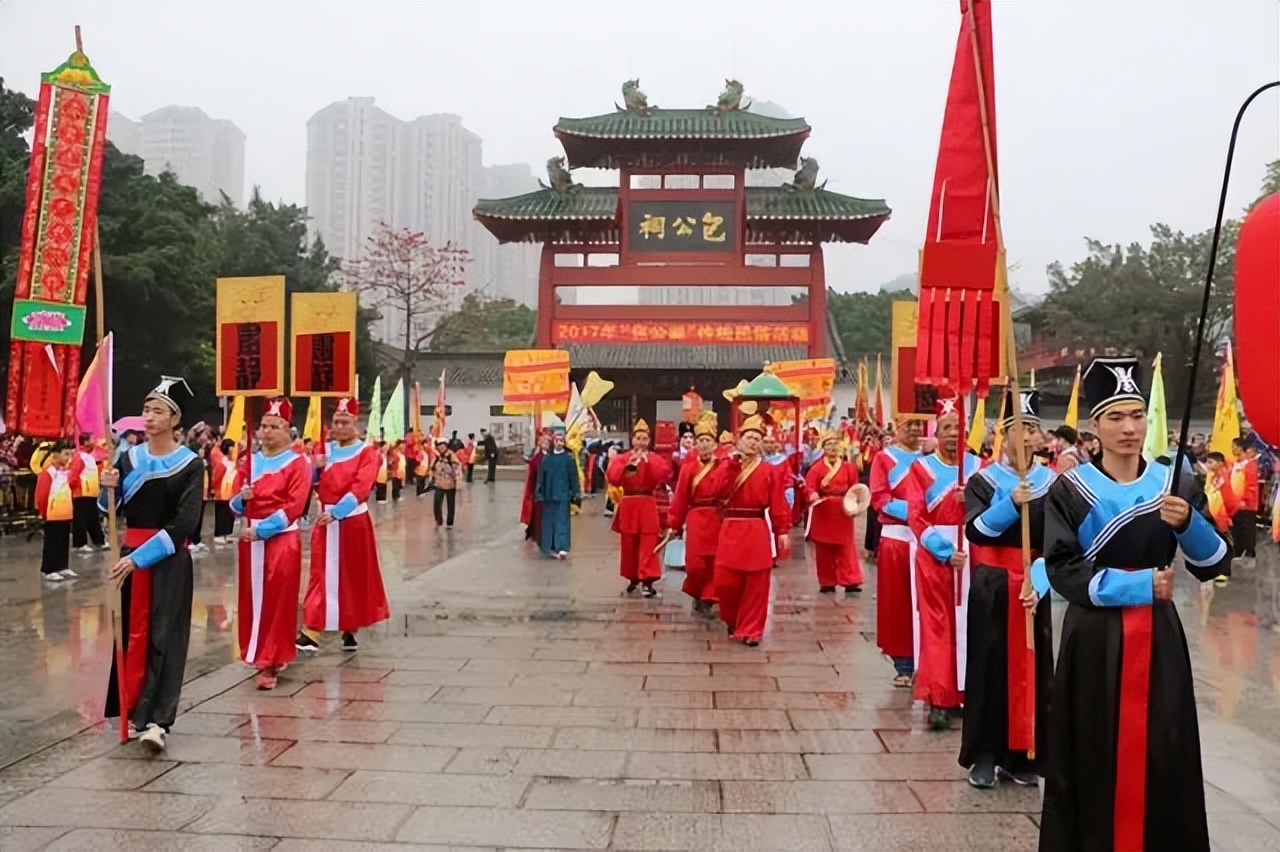 初探简介,初探沉玉谷